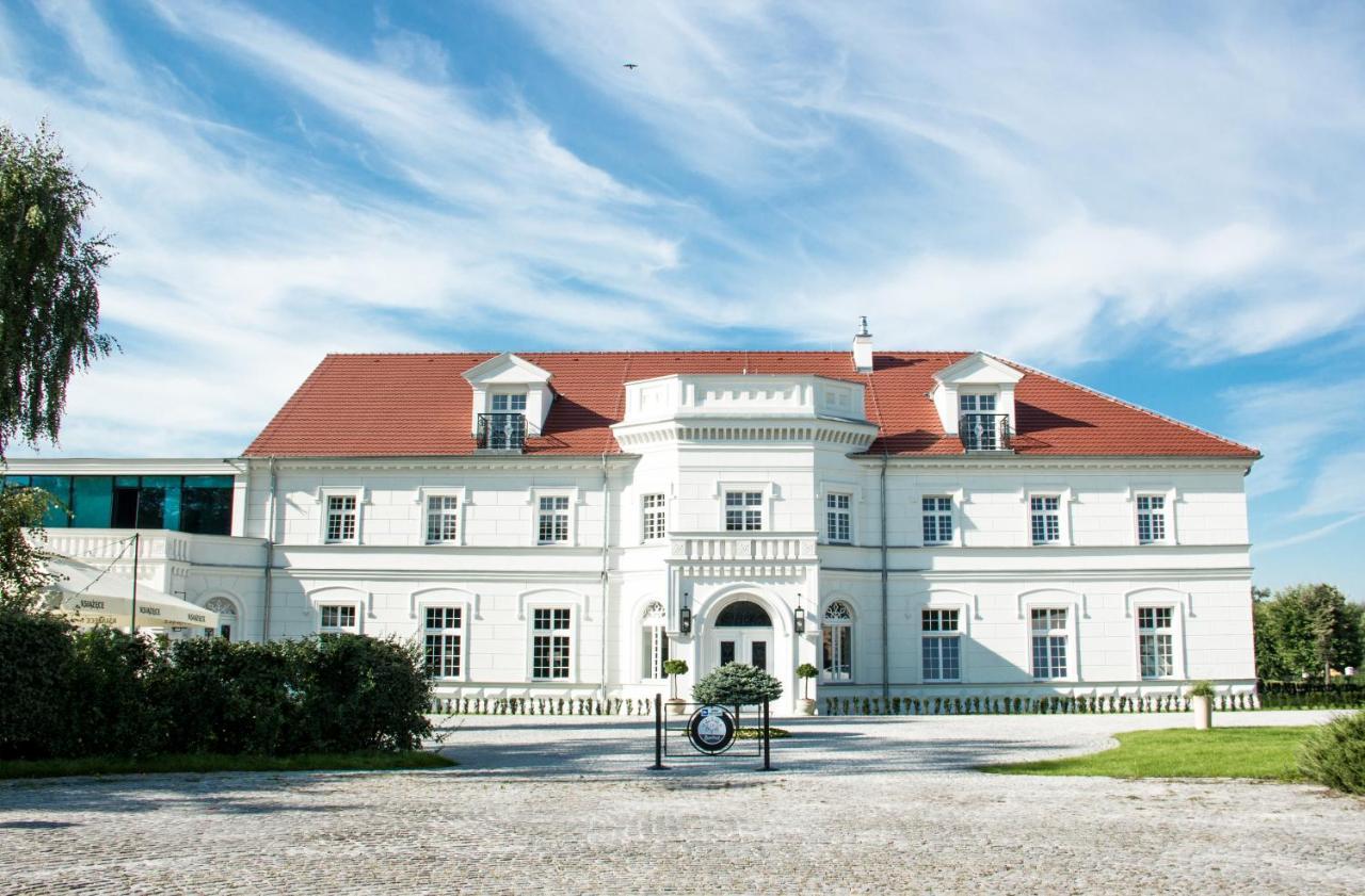 Palac Na Opieszynie เชสเนีย ภายนอก รูปภาพ