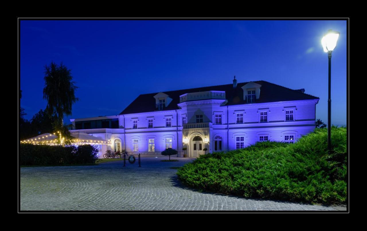 Palac Na Opieszynie เชสเนีย ภายนอก รูปภาพ